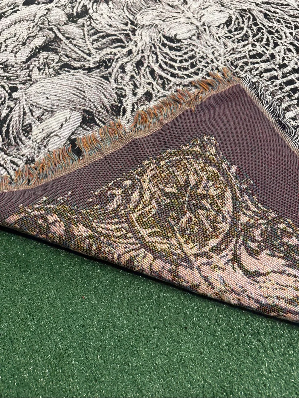 Attack on Titan Black & White Woven Tapestry Blanket